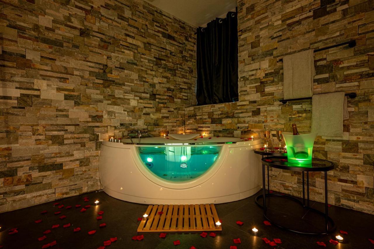 Apartamento Cocon Relax - Jacuzzi - Cinema Montbéliard Exterior foto